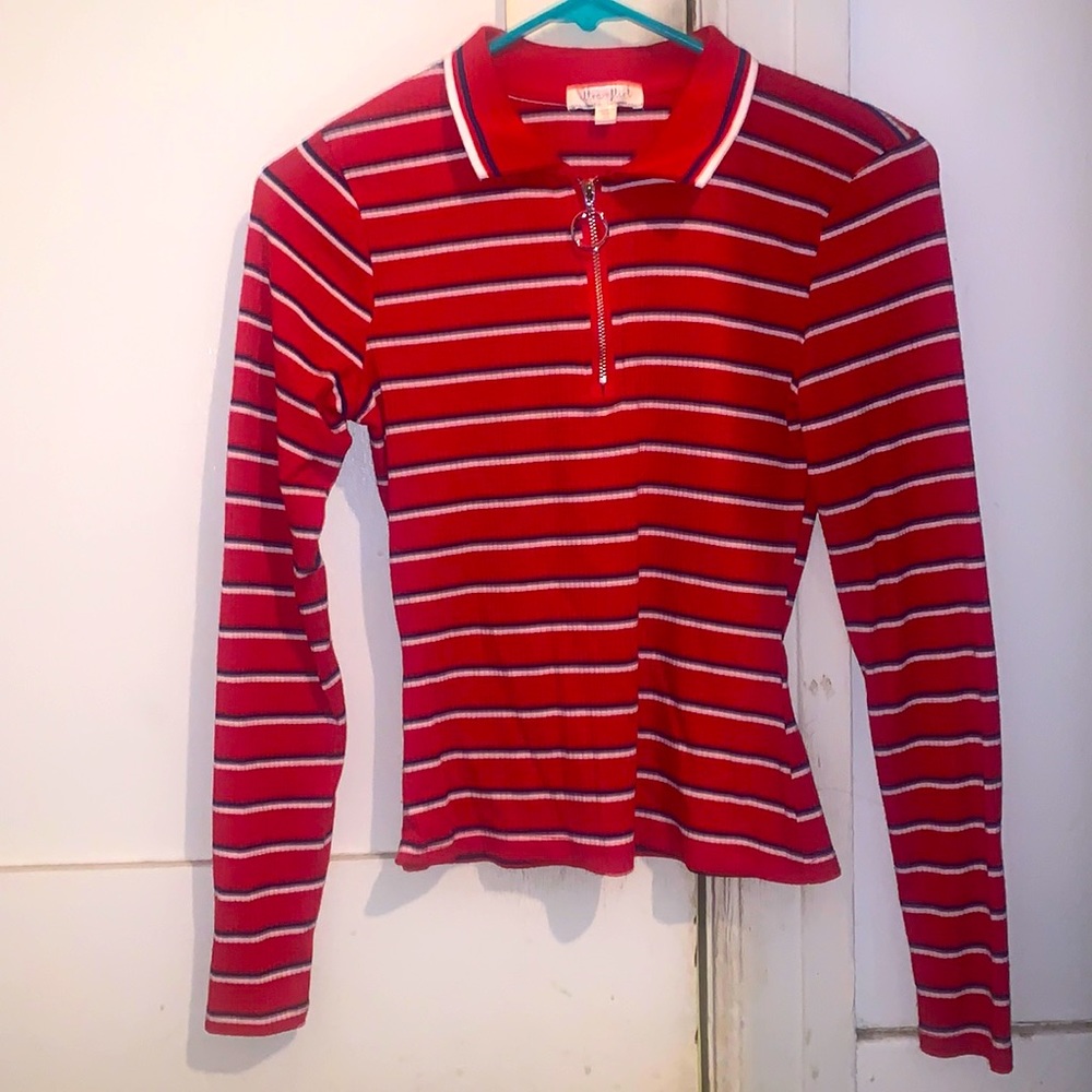 Cropped Long Sleeve Top